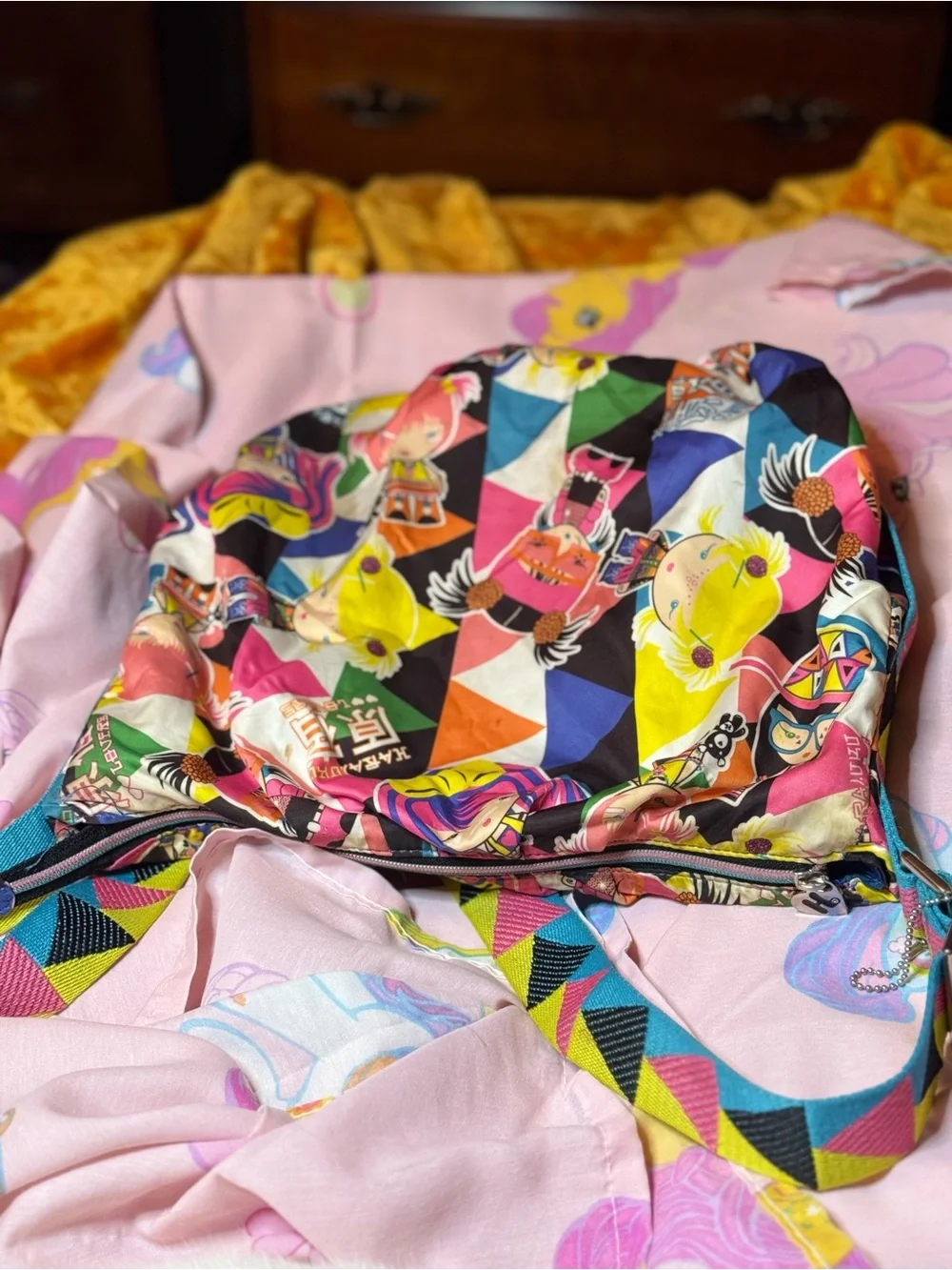 Raver Girls Harajuku Lovers hobo bag - Picture 4 of 9